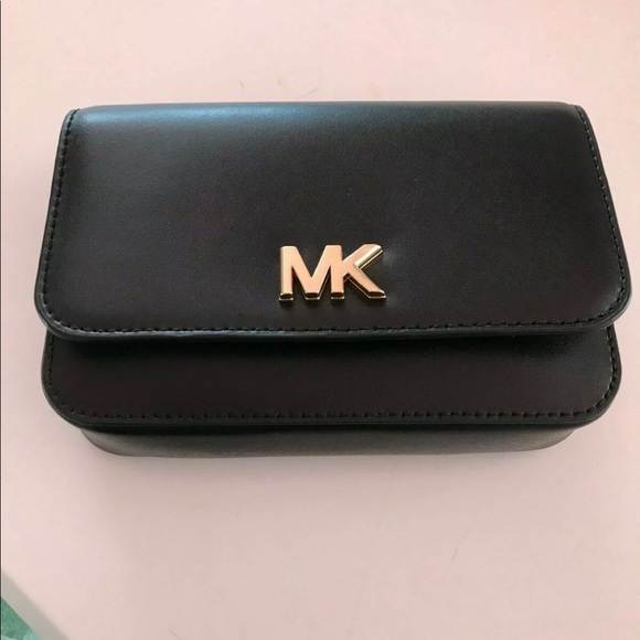 Michael Kors belt bag NWT - Picture 1 of 4